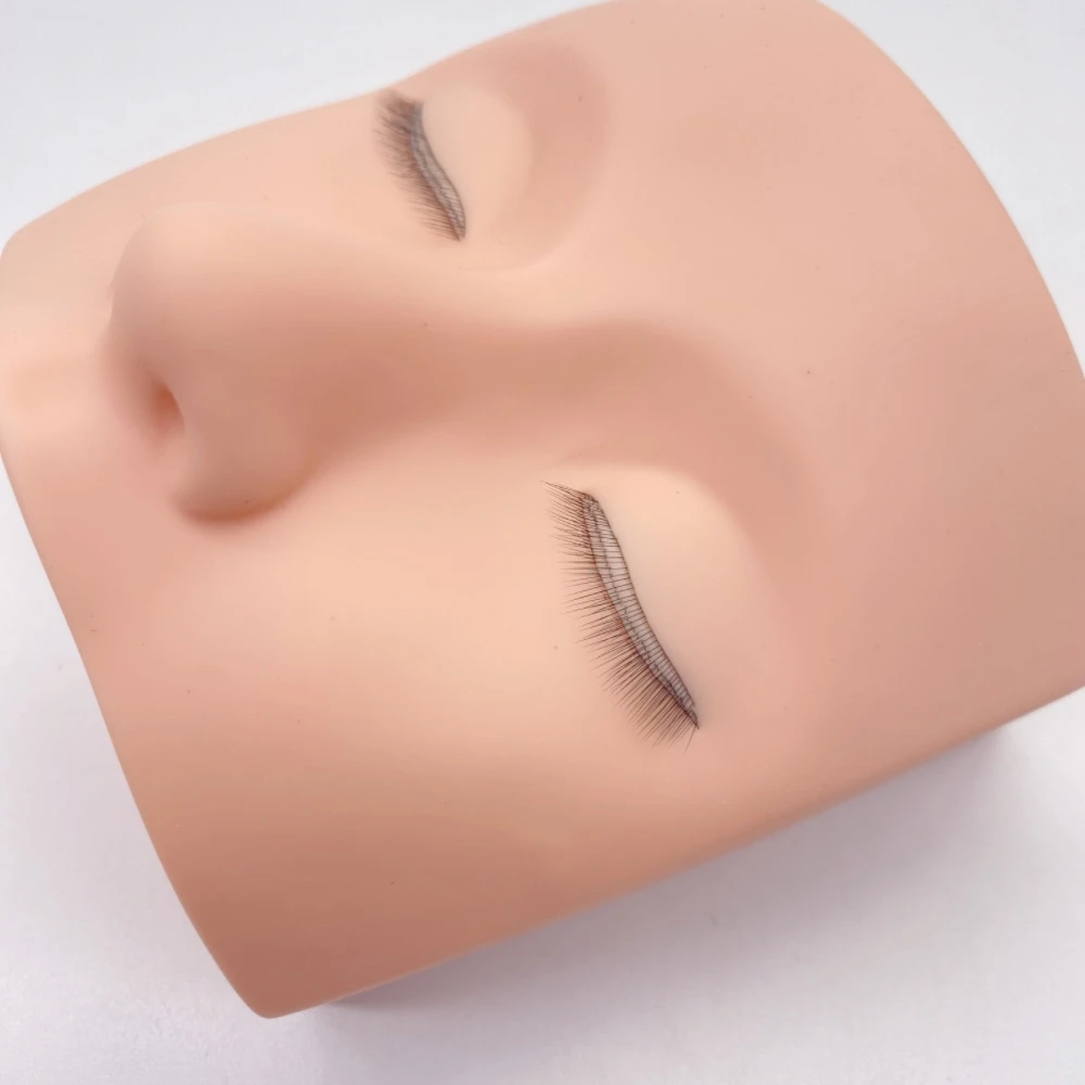 False Eyelash Mannequin Head F - Eyelash Extension Model recensione e prezzo
